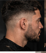 Mid Skin Fade & Barba — Galería de estilos Intriago Hair Studio